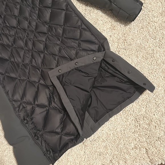 CANADA GOOSE Women down puffer - Picture 5 of 6